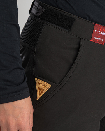 Shorts ROC LITE WMN black