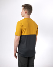 Short sleeve jersey Double V2 black-yellow