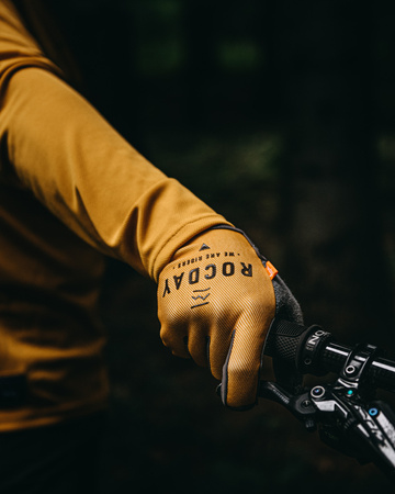 Gloves ELEMENTS yellow